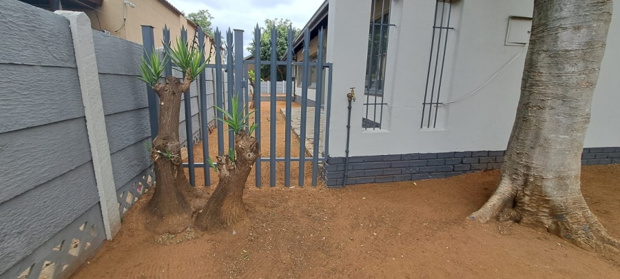 3 Bedroom Property for Sale in Protea Park North West